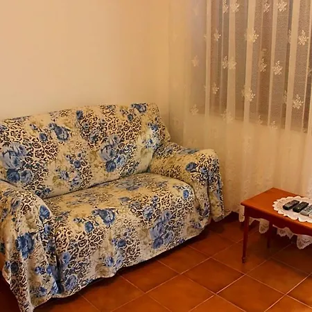 In With One-bedroom 23