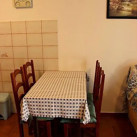 Apartment In With One-bedroom 23